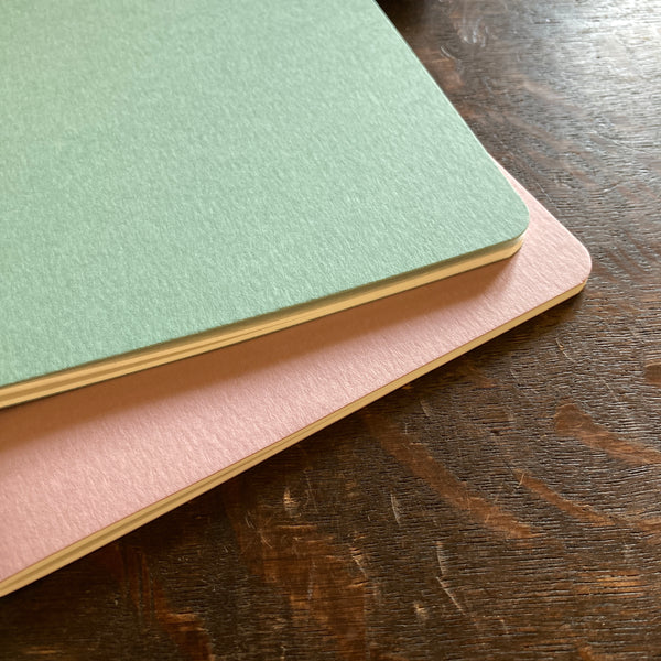Notebook gebonden met singersteek.