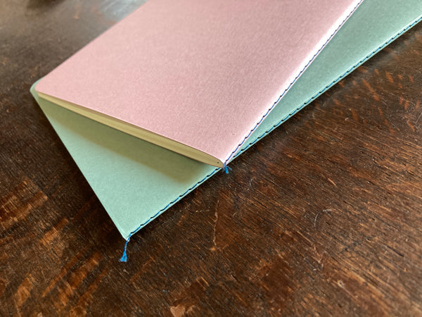 Notebook gebonden met singersteek.
